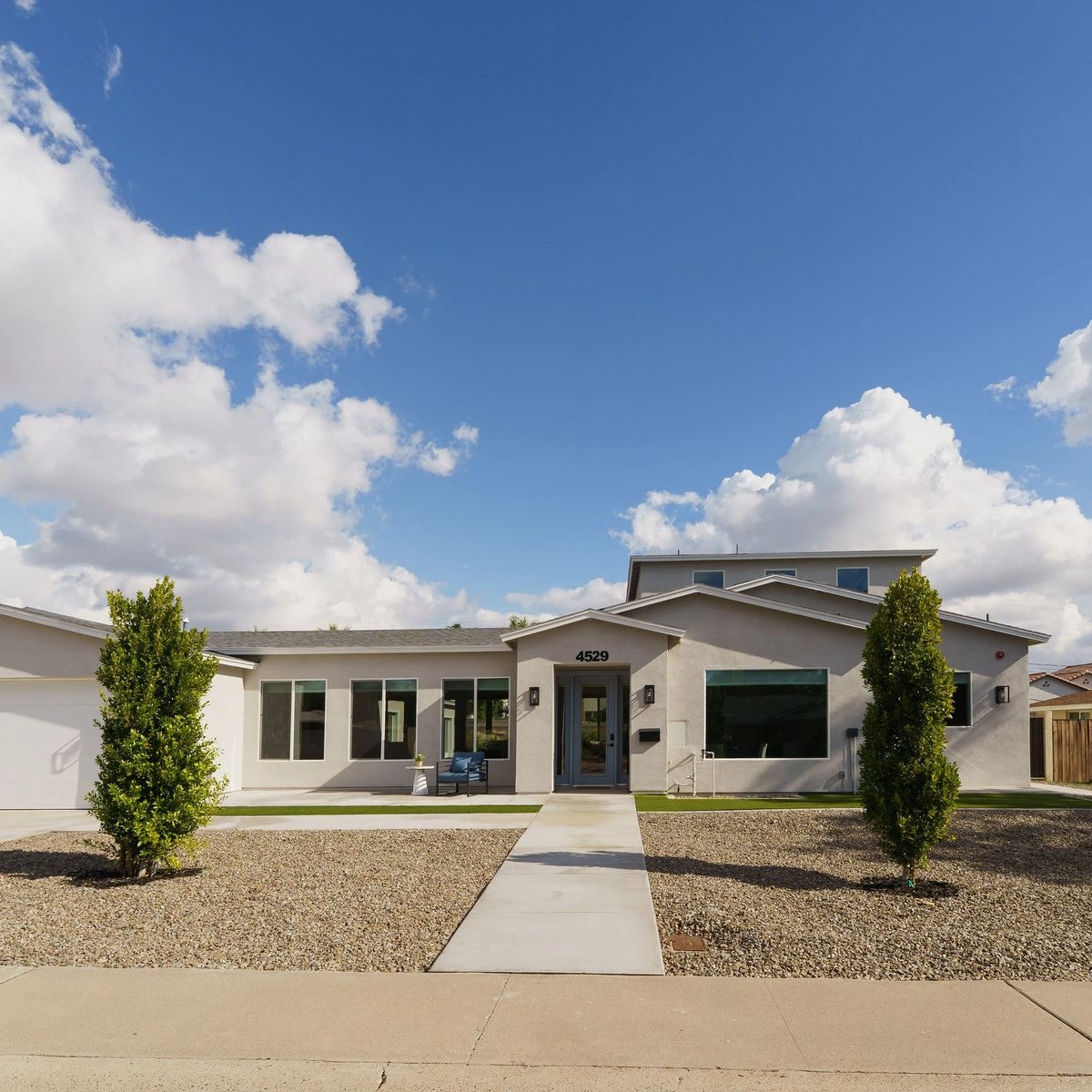 the front of an assisted living home