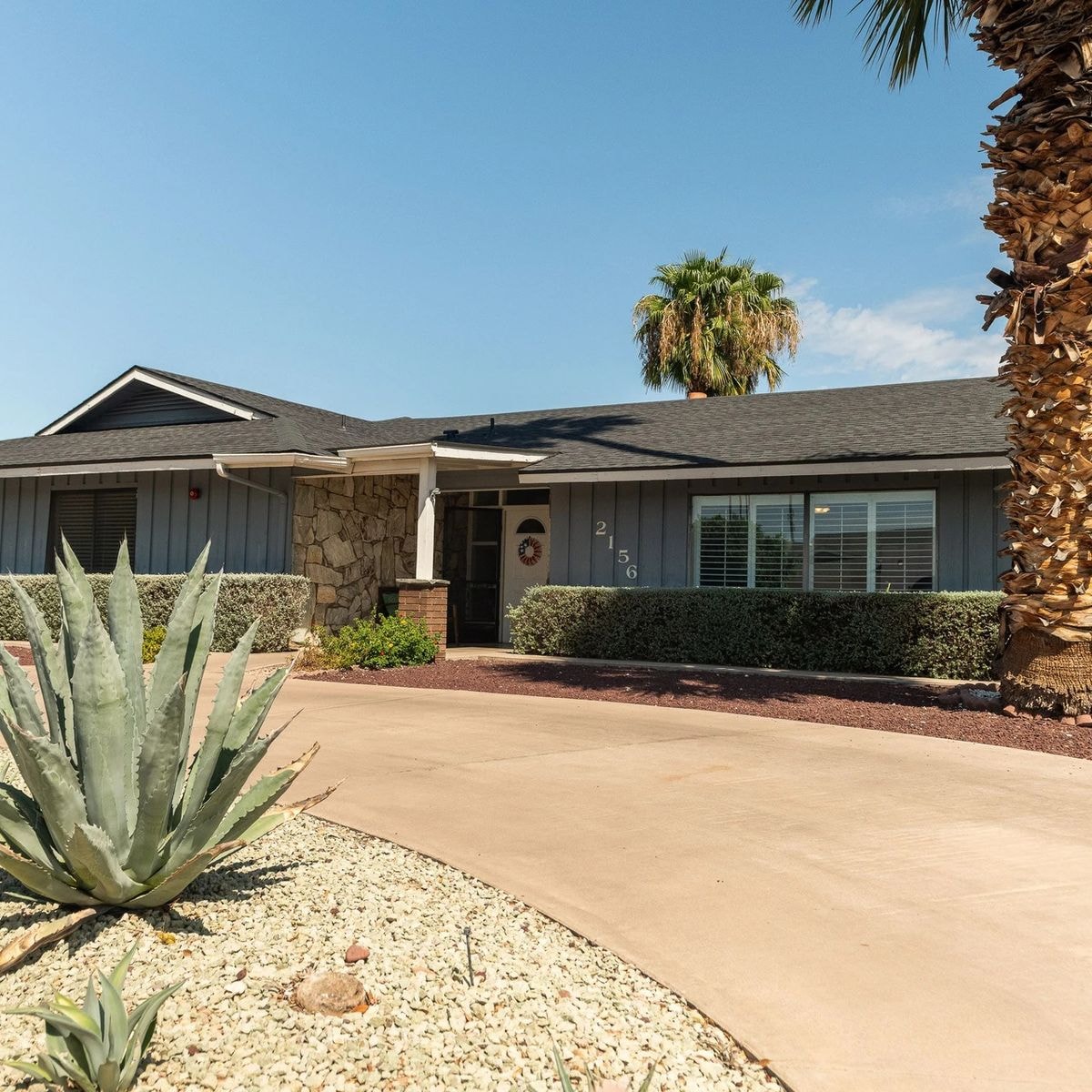 front of an assisted living home in mesa arizona